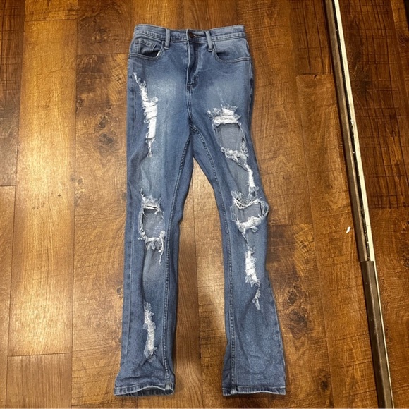 Set of Four Denim Jeans - Picture 15 of 16
